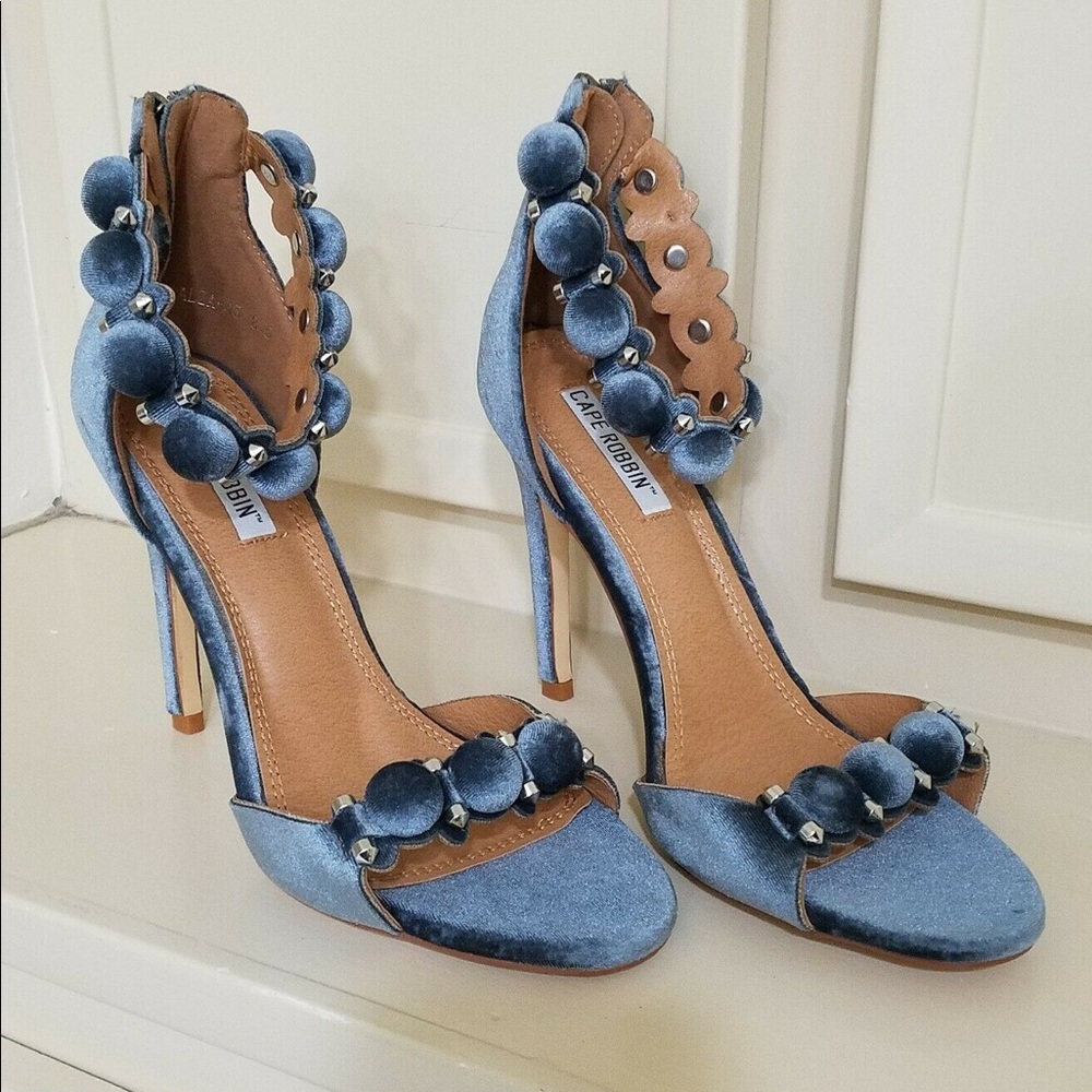 Cape Robbin Alza Smokey Grey Pom Pom heels